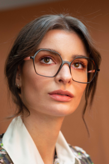 Marque de lunettes Caroline Abram par JRC Opticiens