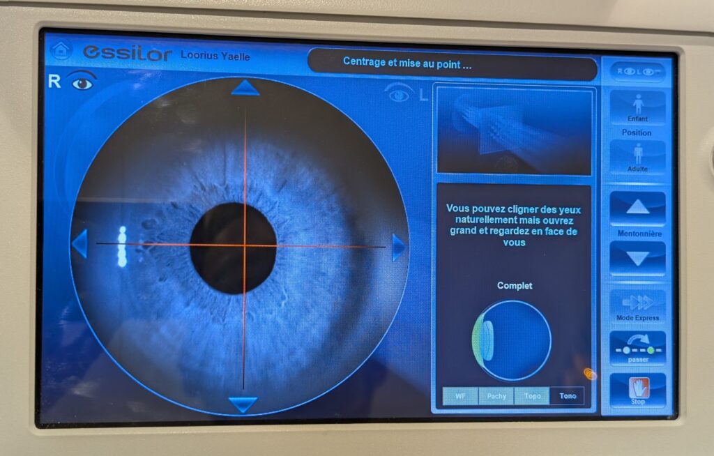 Centrage et mise au point oeil Examen de vue JRC Opticiens 78 Montigny le bretonneux Saint Quentin en Yvelines